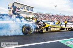 auto-plus-2014-fri-214