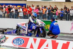 auto-plus-2014-fri-245