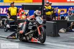 auto-plus-2014-fri-250