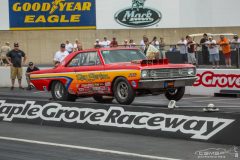 mega_mopar_sun-191